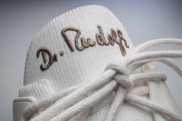 Leguano_Advice_white_2