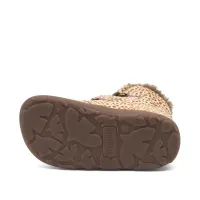 Bisgaard_Emil_Lamb_Brown_dots_2